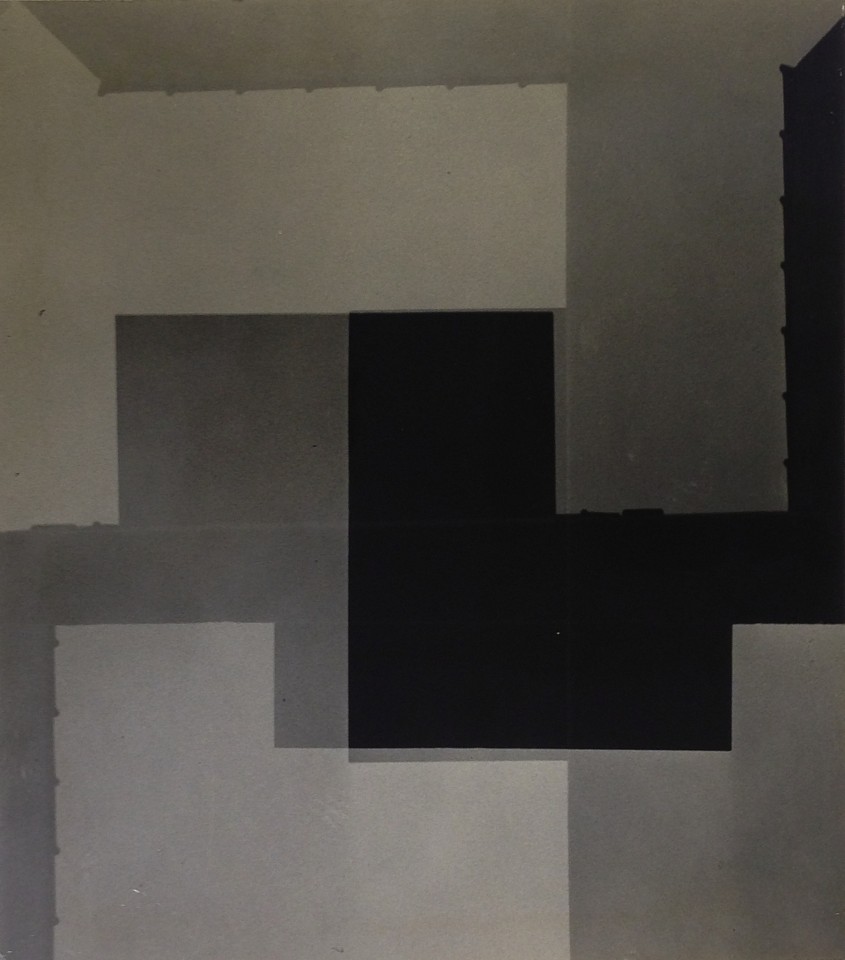 Geraldo DE BARROS, Untitled from the series Fotoforma, Sao Paulo
1949, Vintage gelatin silver print